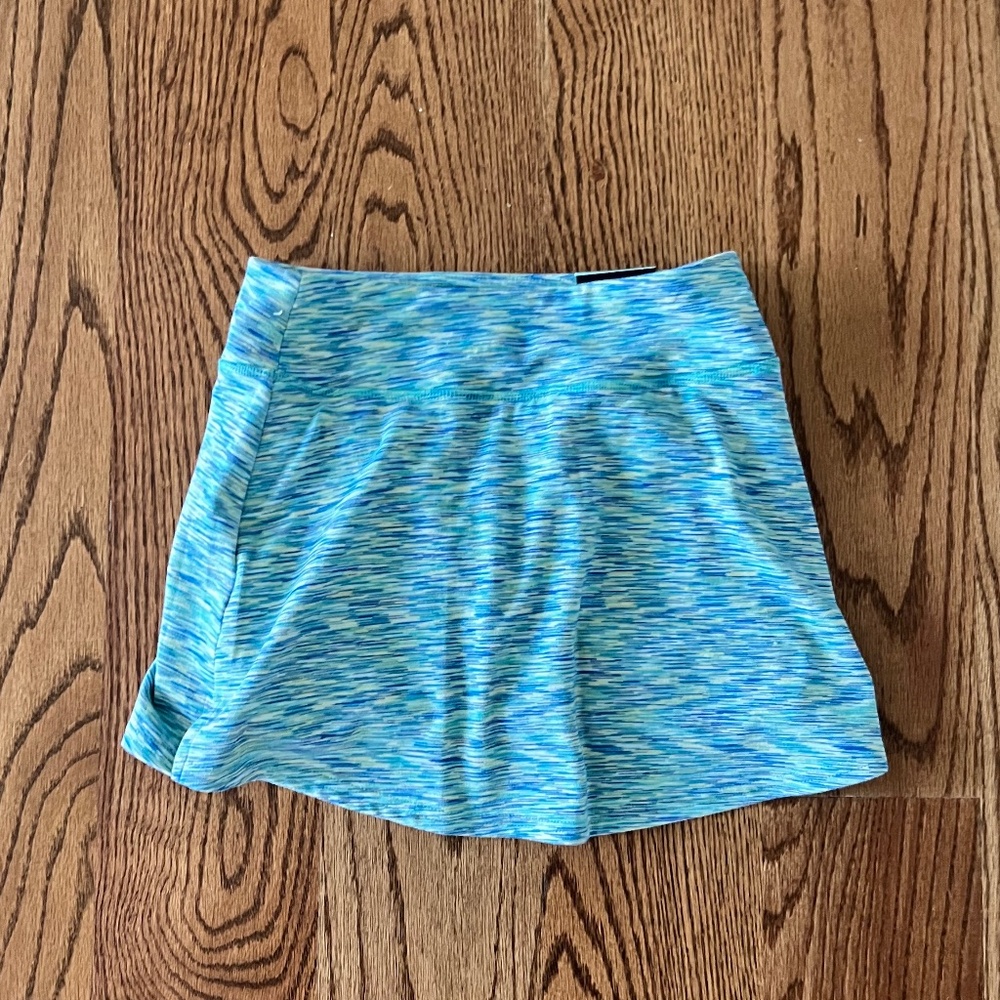 Momentum Midrise Skort DSG, size M, NWT!